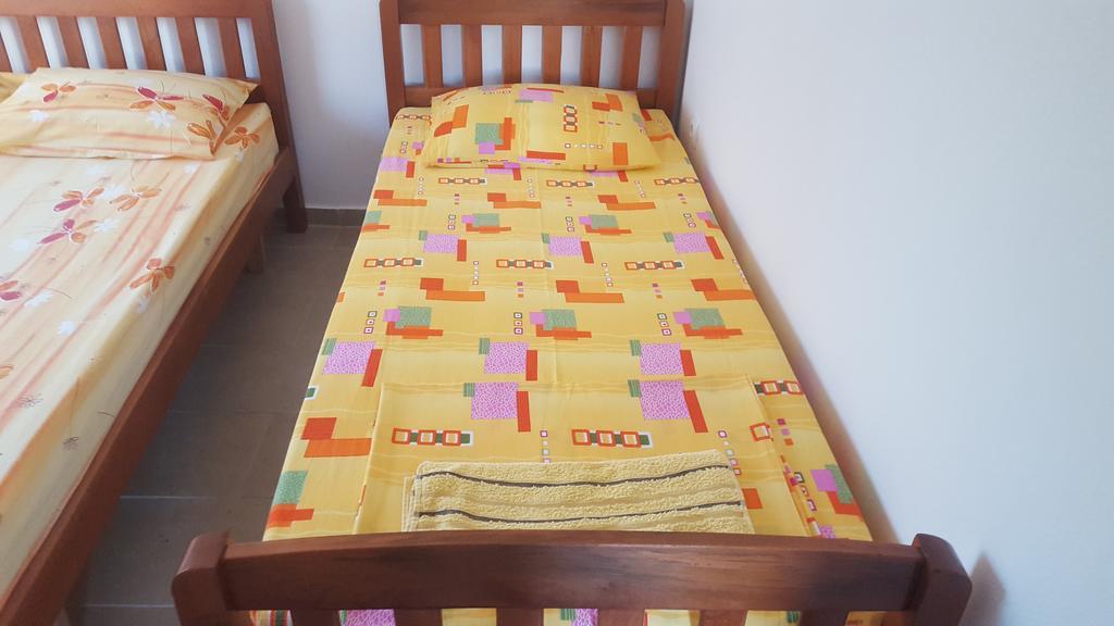 Apartments Diva Dobra Voda Luaran gambar